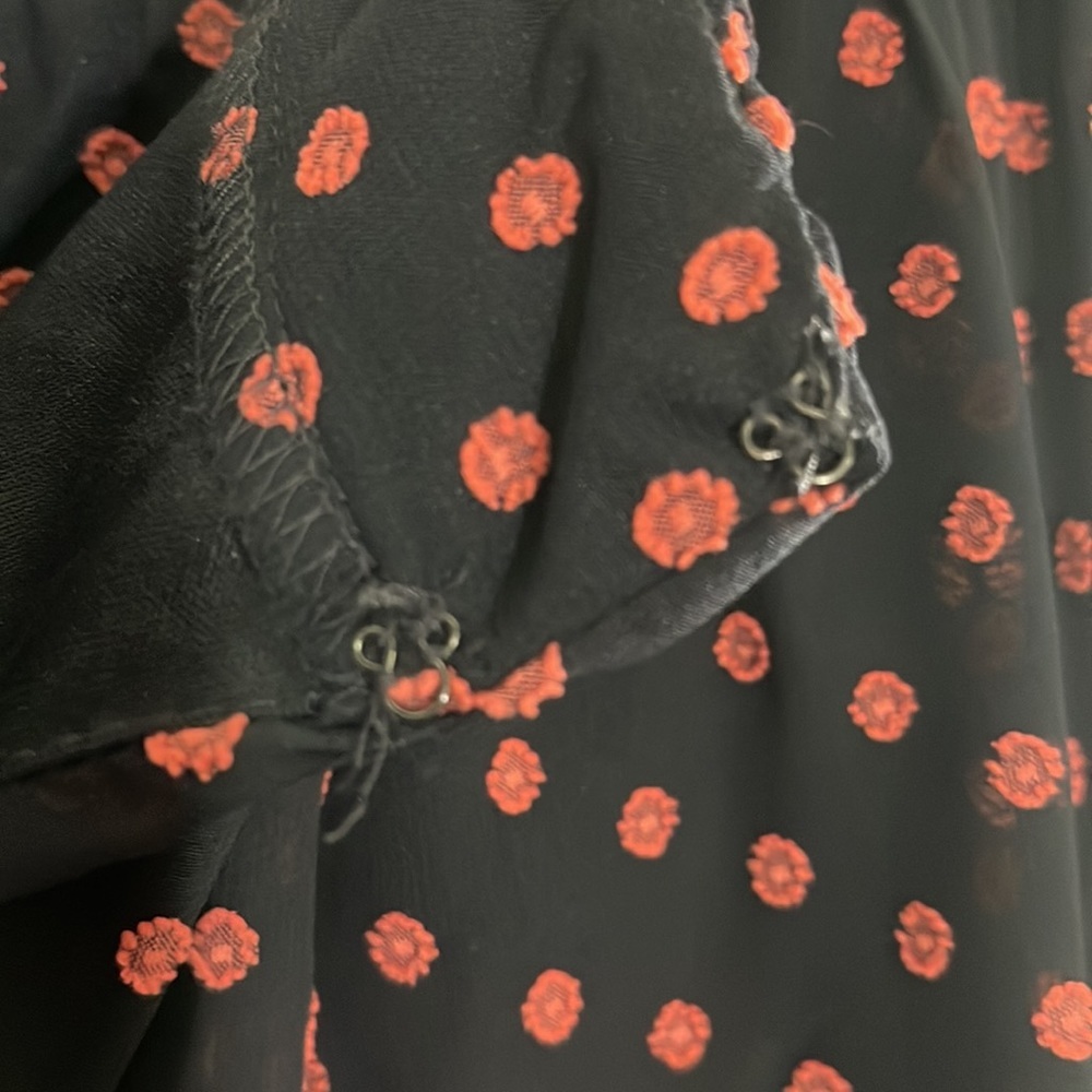 Chaps Women's Black and flower print dress, size 6 - Picture 7 of 12